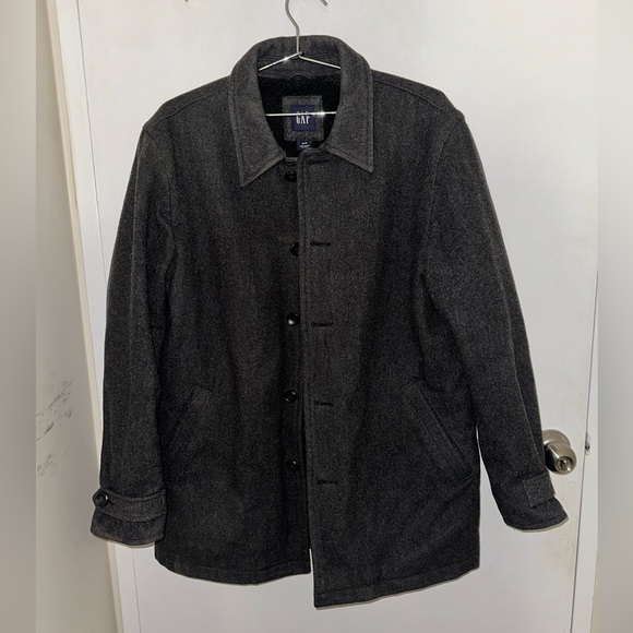 GAP Coat ( Medium ) - Picture 1 of 2